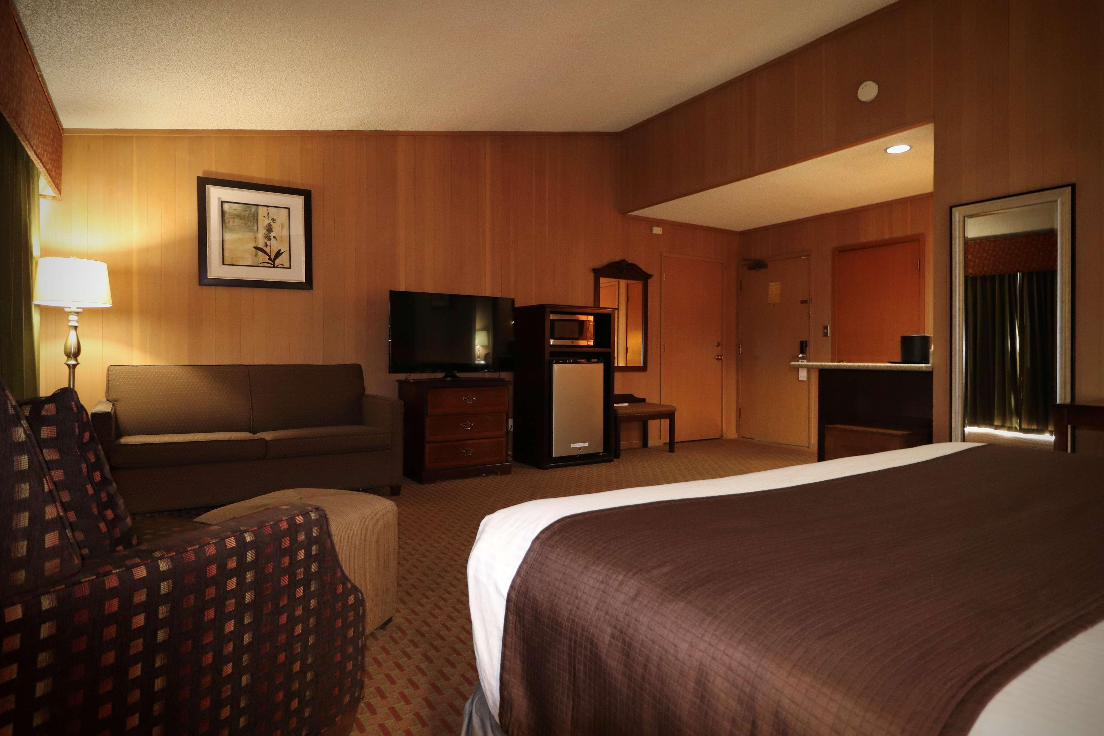 Best Western Chieftain Inn Wenatchee Bagian luar foto