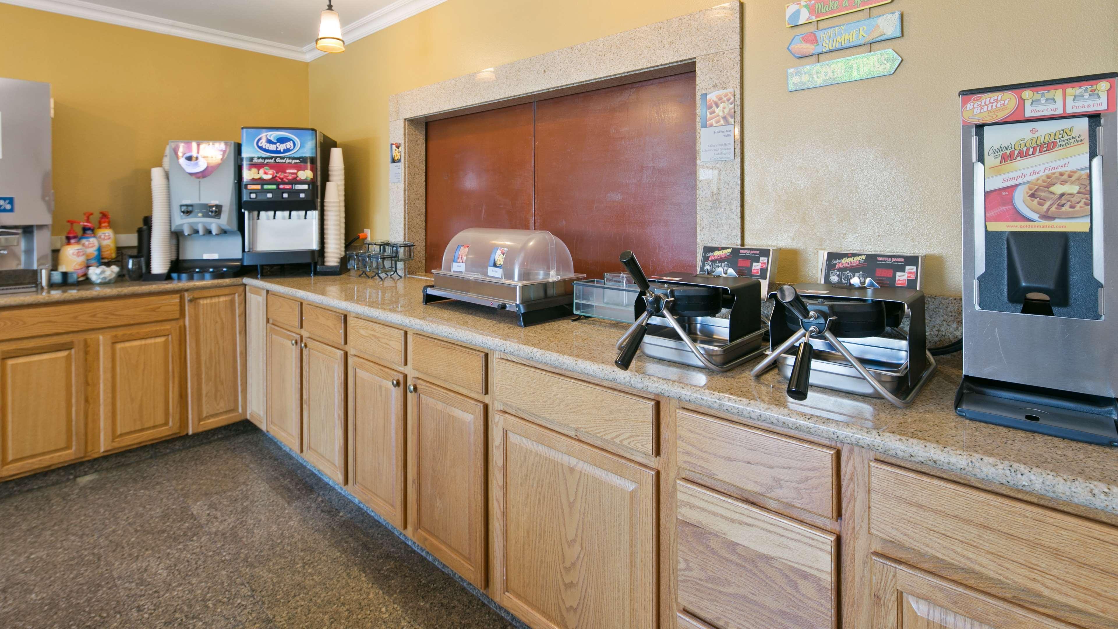 Best Western Chieftain Inn Wenatchee Bagian luar foto